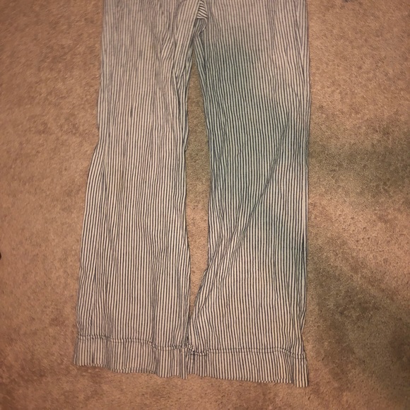 Charlotte Russe pants - Picture 2 of 3